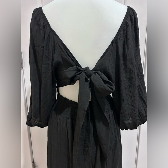 ABERCROMBIE & FITCH Black Dress with Tie Back - Picture 3 of 4